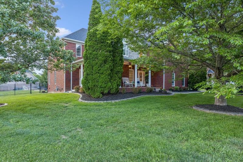 1189 Mccoury Ln, Spring Hill, TN 37174