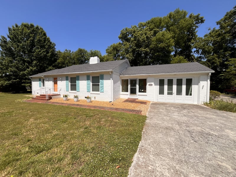 1310 Trotwood Ave, Columbia, TN 38401