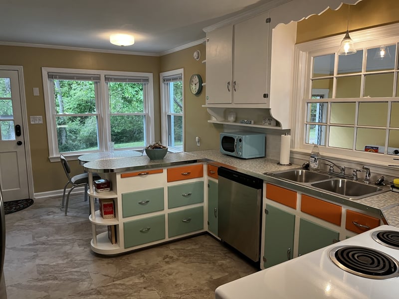1310 Trotwood Ave, Columbia, TN 38401
