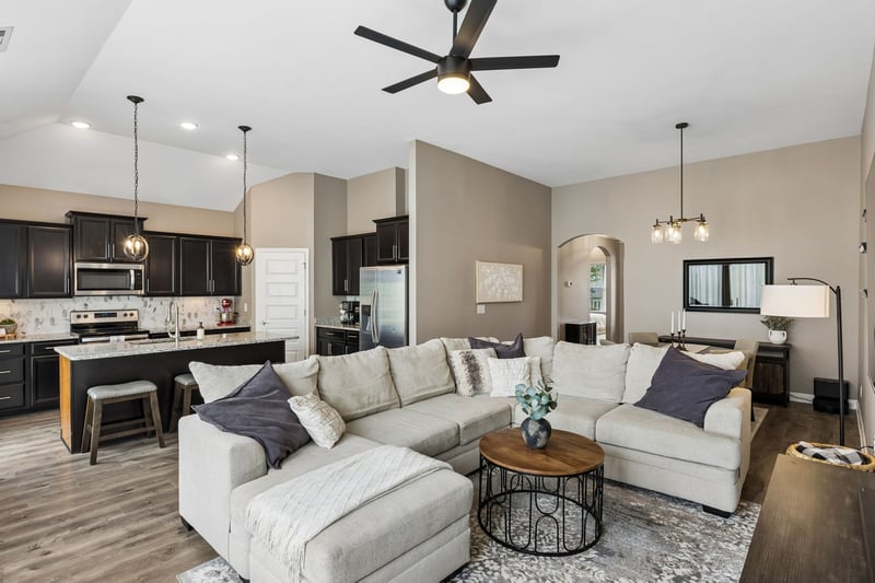 2702 Nottingham Dr, Columbia, TN 38401