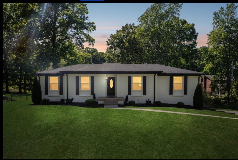 518 Ridgemont Dr, Dickson, TN 37055