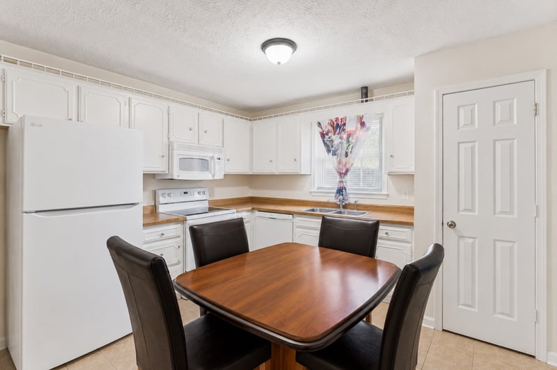 702 Enon Springs Rd, Smyrna, TN 37167