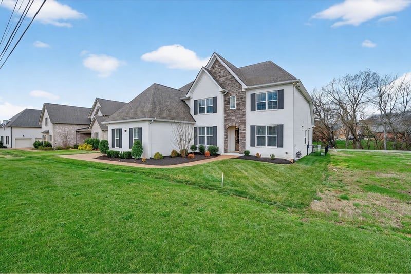 110 Arkstone Ln, Spring Hill, TN 37174