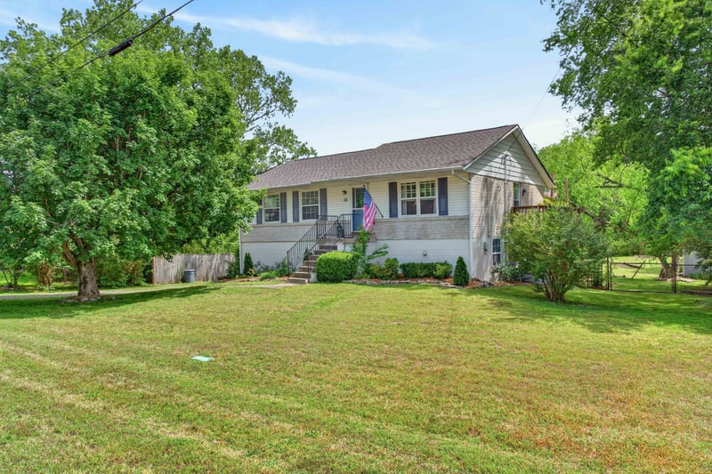 68 Cedar Creek Dr, Mount Juliet, TN 37122