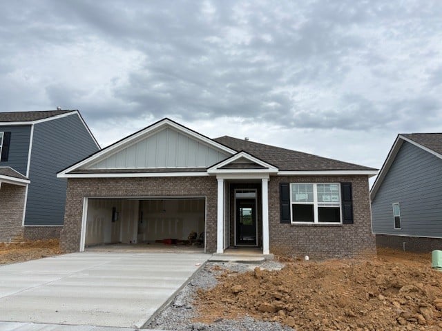 8090 Jude Dr, White House, TN 37188