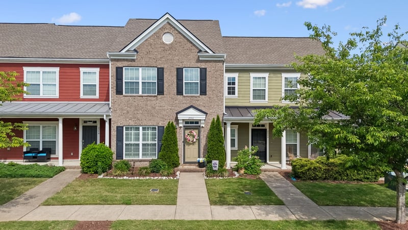 2046 Hemlock Dr, Spring Hill, TN 37174
