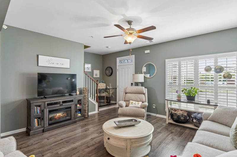 2046 Hemlock Dr, Spring Hill, TN 37174