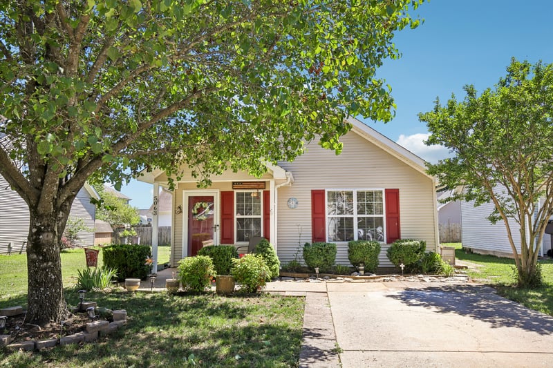 5063 Boyd Dr, Murfreesboro, TN 37129