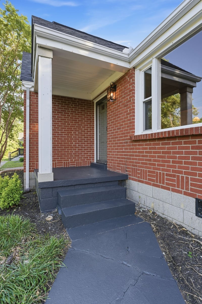 1140 Ardee Ave, Nashville, TN 37216
