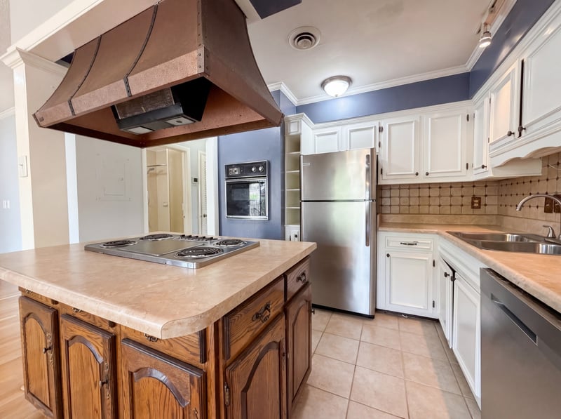 1014 Heritage Dr, Madison, TN 37115