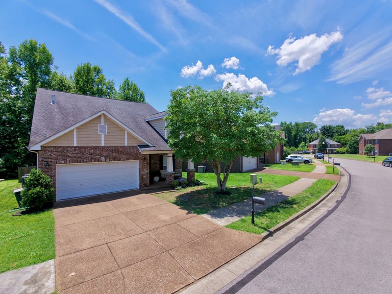 2140 Christina Ct, Hermitage, TN 37076