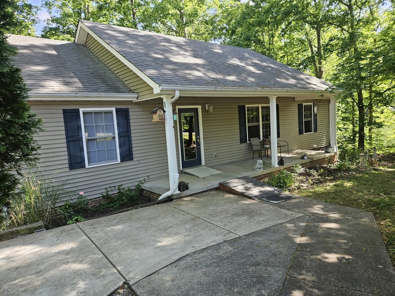 117 W Dell Rd, Dickson, TN 37055