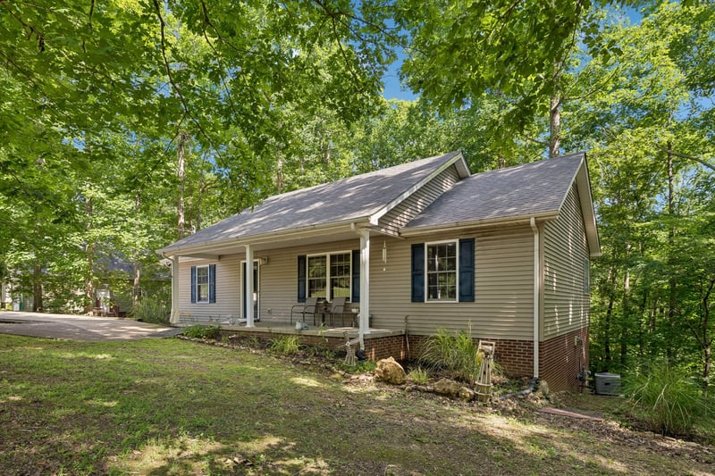 117 W Dell Rd, Dickson, TN 37055