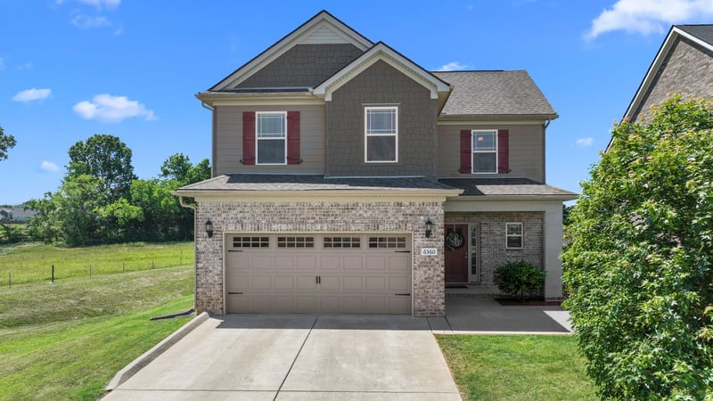 6560 Desmond Ave, Murfreesboro, TN 37128