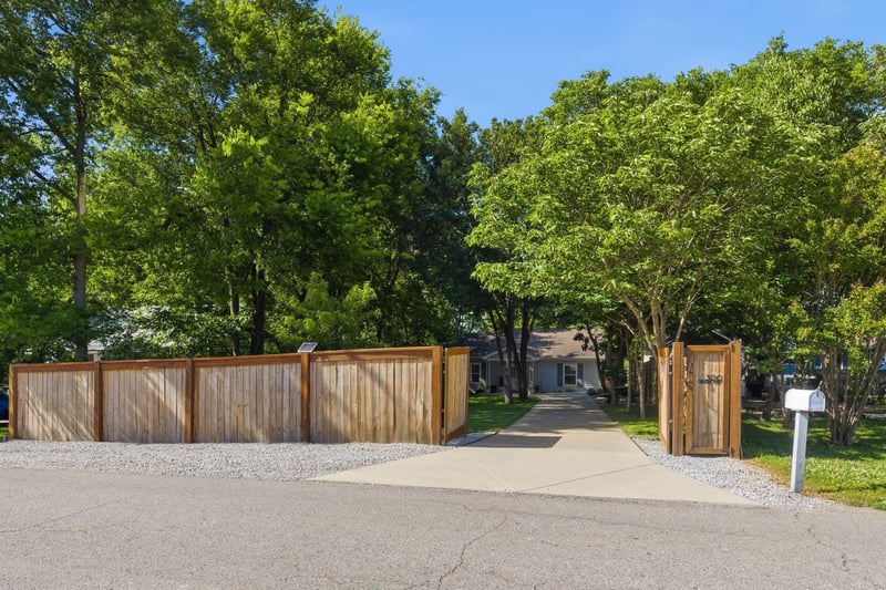 300 Timmons St, Nashville, TN 37211