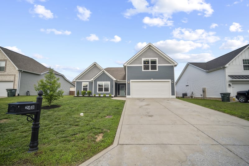 248 Fieldstone Ln, Springfield, TN 37172