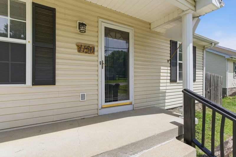 1150 17th Ave, Springfield, TN 37172