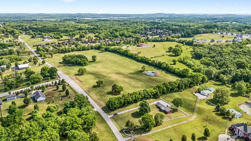 6721 Beckwith Rd, Mount Juliet, TN 37122