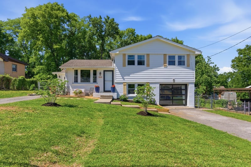 3060 Buenaview Blvd, Nashville, TN 37218