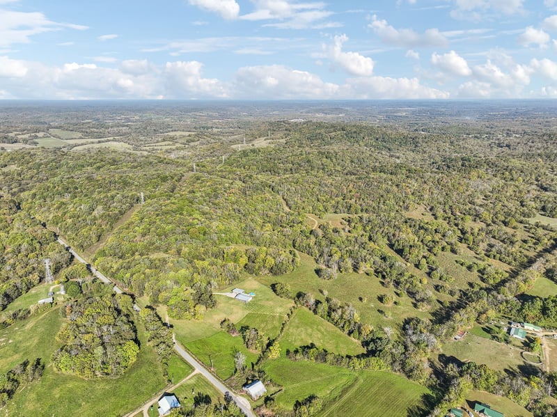Howell Rd, Mount Pleasant, TN 38474