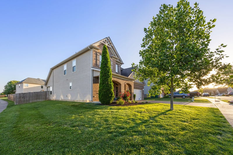 1079 Solomon Ln, Spring Hill, TN 37174