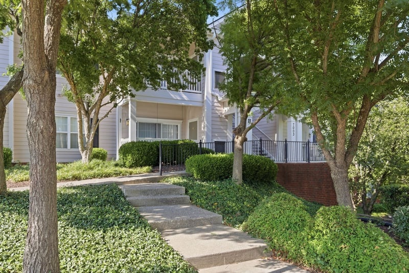 7003 Lenox Village Dr #B9, Nashville, TN 37211