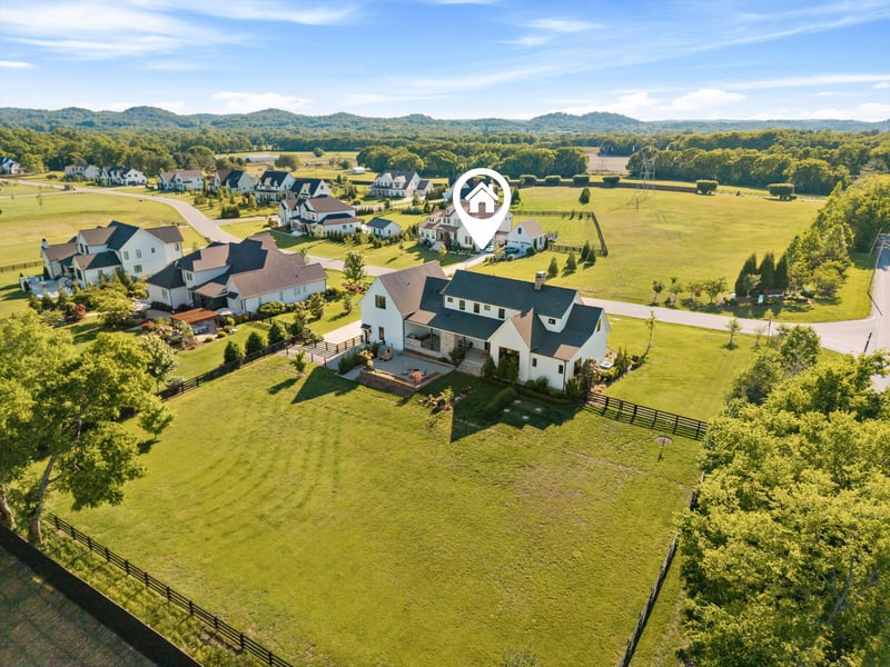 1700 Swansons Ridge Dr, Franklin, TN 37064