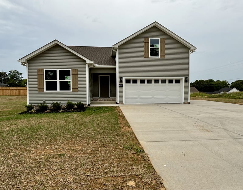 4202 Hereford Dr, Greenbrier, TN 37073