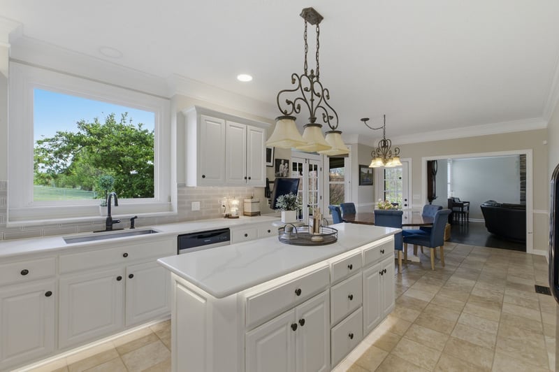 2023 Dorchester Dr, Lebanon, TN 37090
