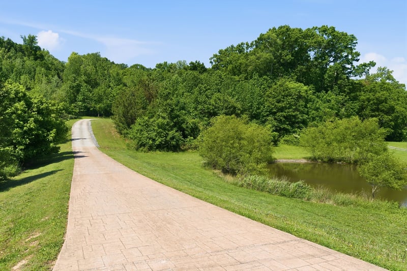 2857 New Hope Rd, Hendersonville, TN 37075