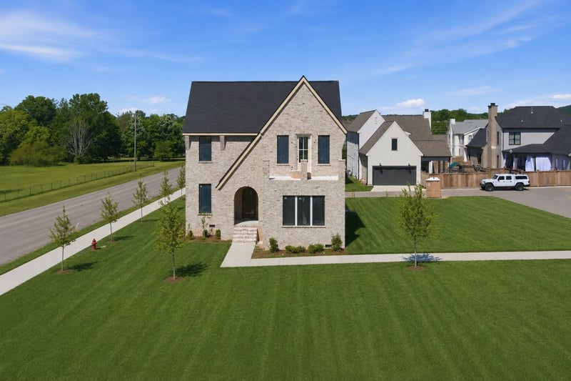 138 Beetson Aly, Thompsons Station, TN 37179