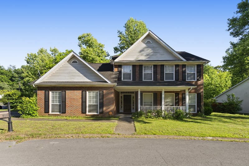 4900 Oak Barrel Dr, Antioch, TN 37013