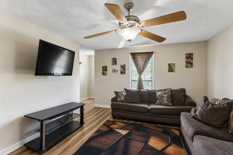 702 Enon Springs Rd, Smyrna, TN 37167