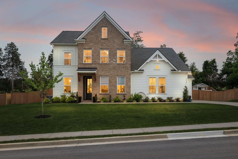 7215 Adenborough Dr, Fairview, TN 37062