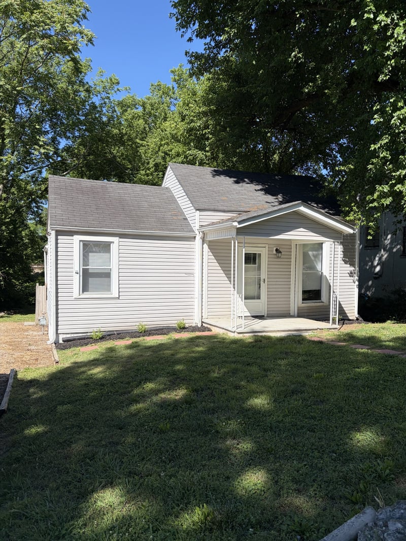 605 Transit Ave, Columbia, TN 38401