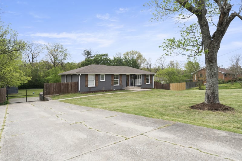 4057 Yoest Dr, Nashville, TN 37207