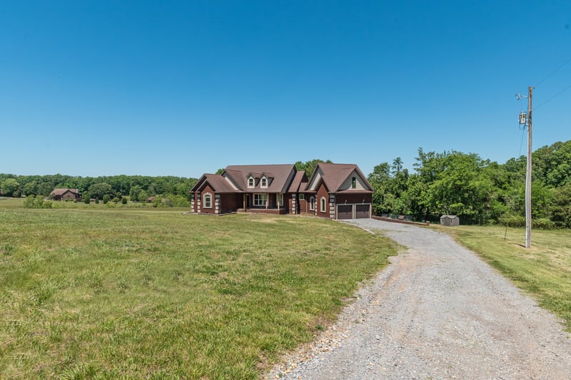 1693 Ab Wade Rd, Portland, TN 37148