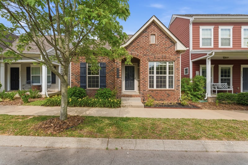 3025 Bienville Dr, Smyrna, TN 37167