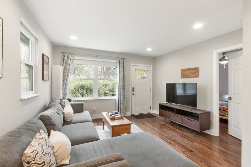 870 W Sharpe Ave, Nashville, TN 37206