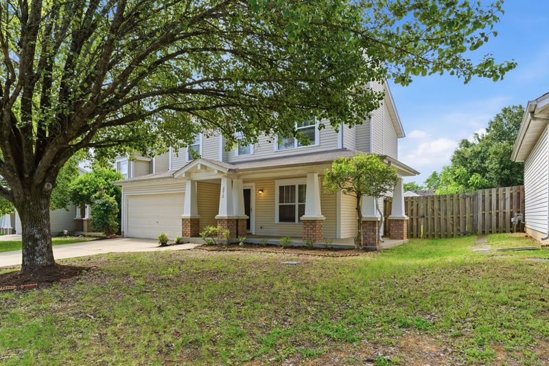 2212 Crescent Valley Ln, Hermitage, TN 37076