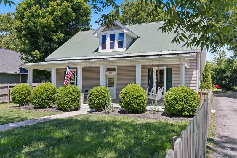 610 E Main St, Watertown, TN 37184