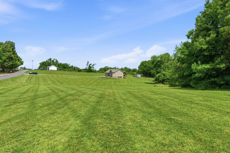 1146 Mount Olive Rd, Westmoreland, TN 37186