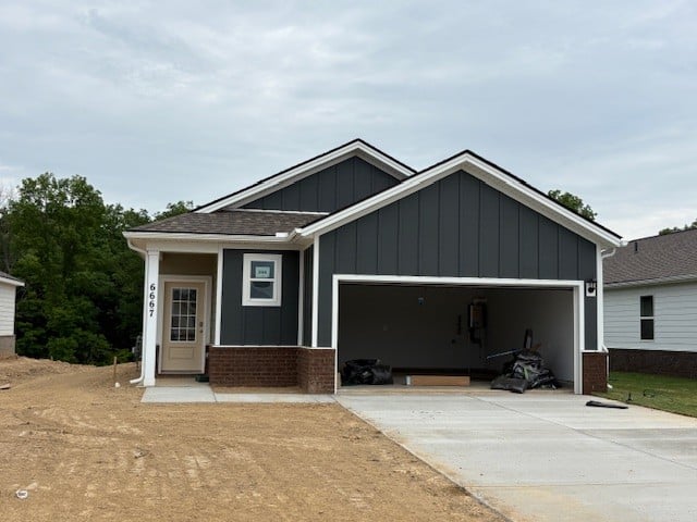 6667 Japonica Ln, White House, TN 37188