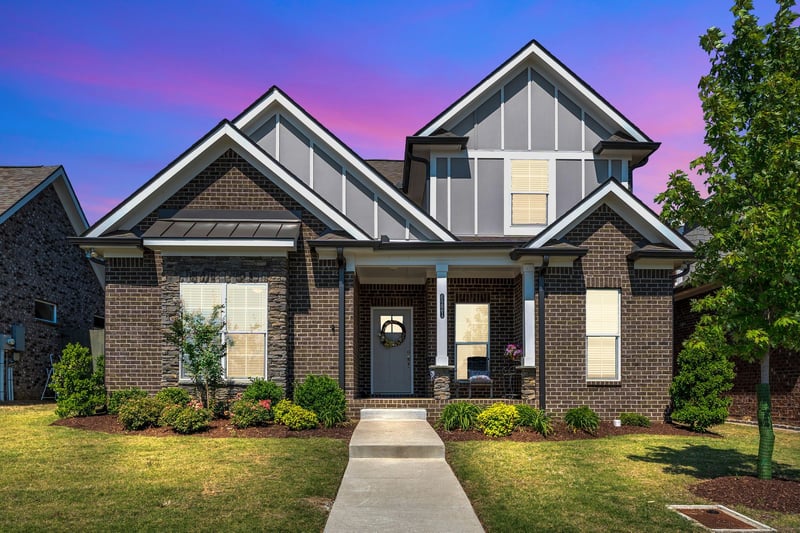 6221 Crawford Dr, Hermitage, TN 37076