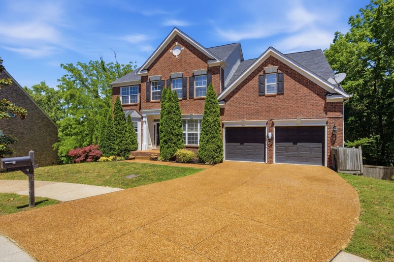1033 Stone Ridge Dr, Nashville, TN 37211