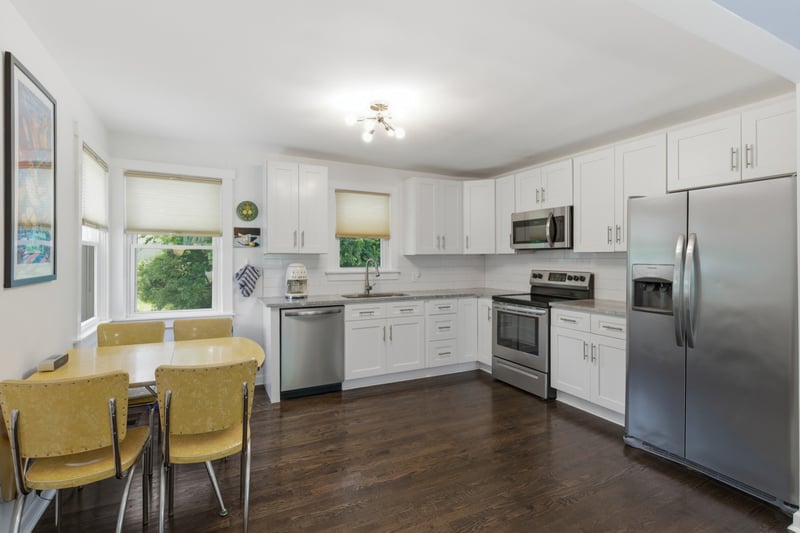 800 Oak St, Nashville, TN 37216