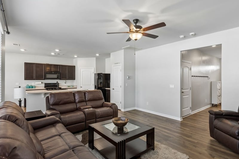 807 Long Leaf Rd, Lebanon, TN 37087
