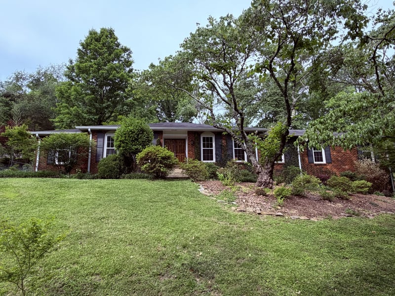 2016 Sunny Side Dr, Brentwood, TN 37027