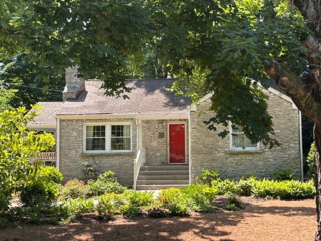 4003 Auburn Ln, Nashville, TN 37215