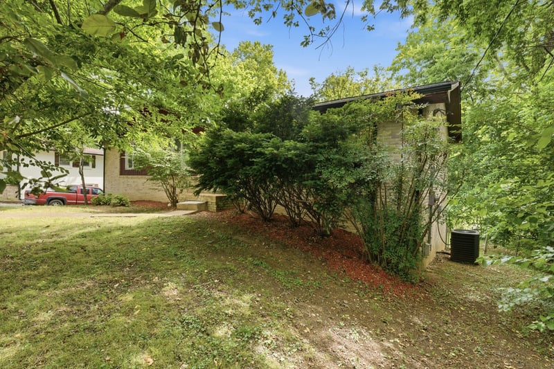 4912 Olivia Dr, Antioch, TN 37013